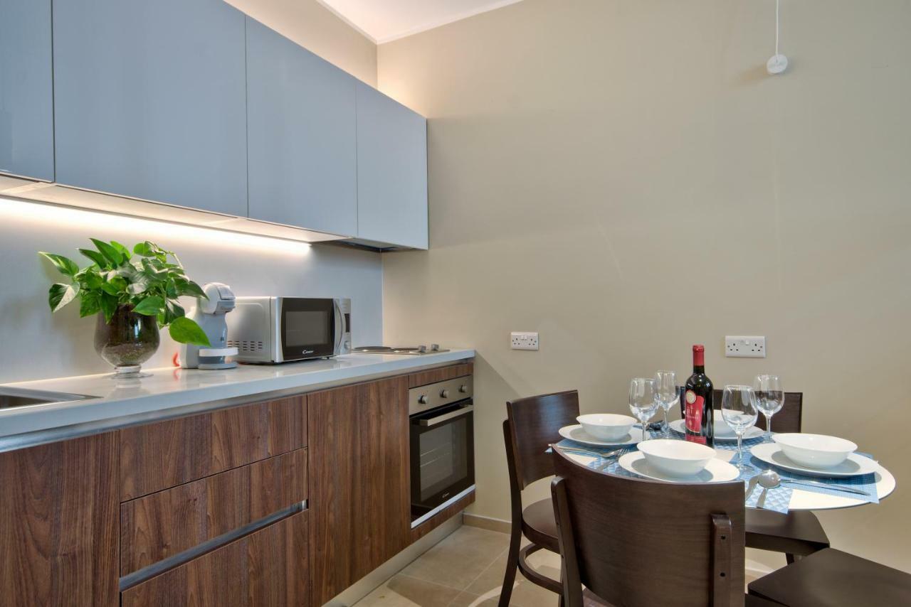 Spinola Park - The One Bedroom Loft Saint Julian's エクステリア 写真