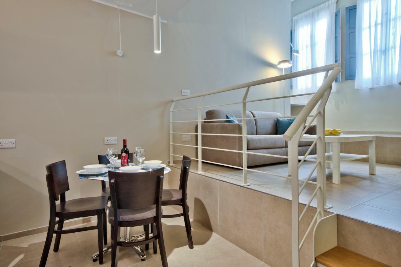 Spinola Park - The One Bedroom Loft Saint Julian's エクステリア 写真